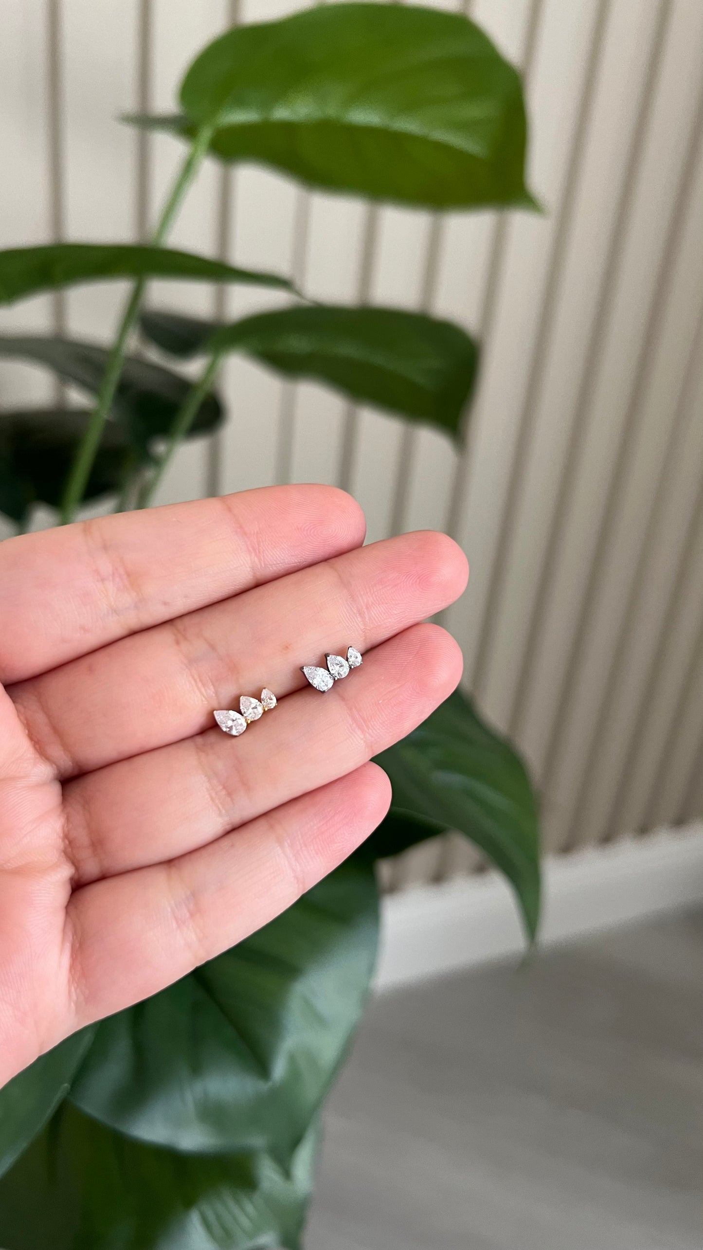 Piercing earring