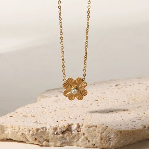 Flower necklace