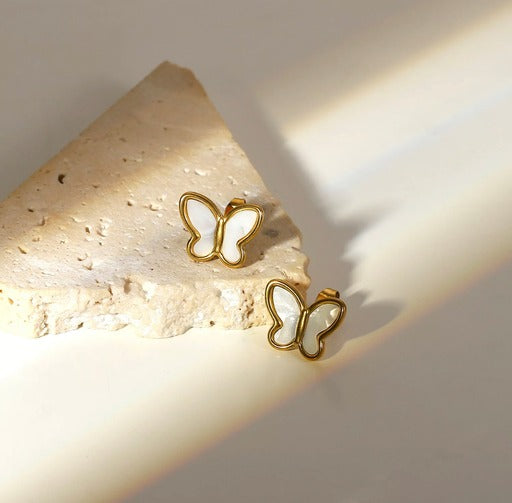 Scalloped butterfly necklace & earrings