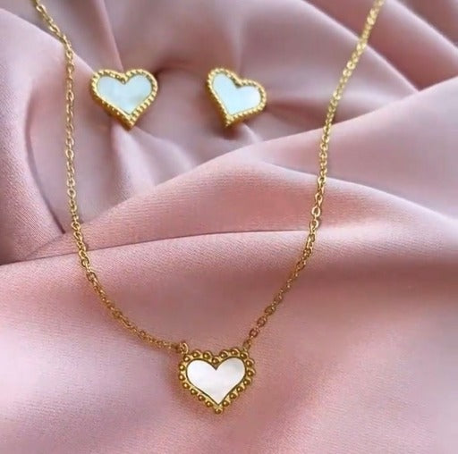 Scalloped heart earrings & necklace