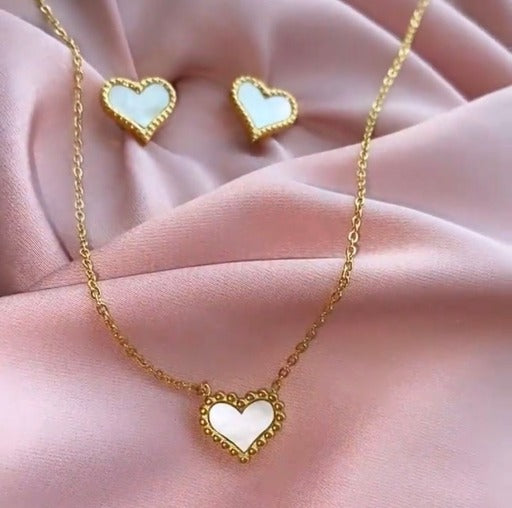 Scalloped heart earrings & necklace