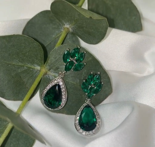 Tear green earring