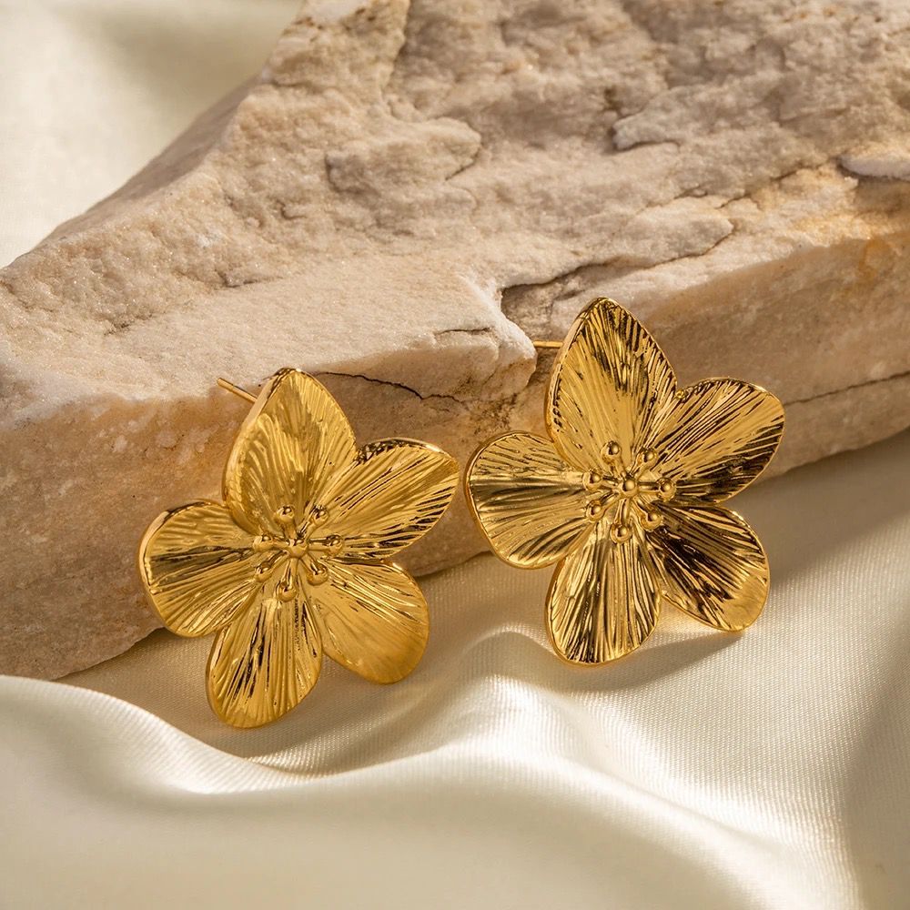 flower earrings