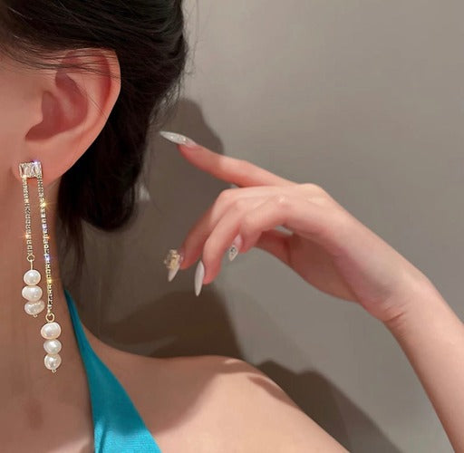 Crystal & lolo long earrings